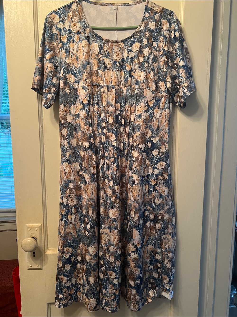 Women's Floral Scoop Neck Dress in Blue and Tan